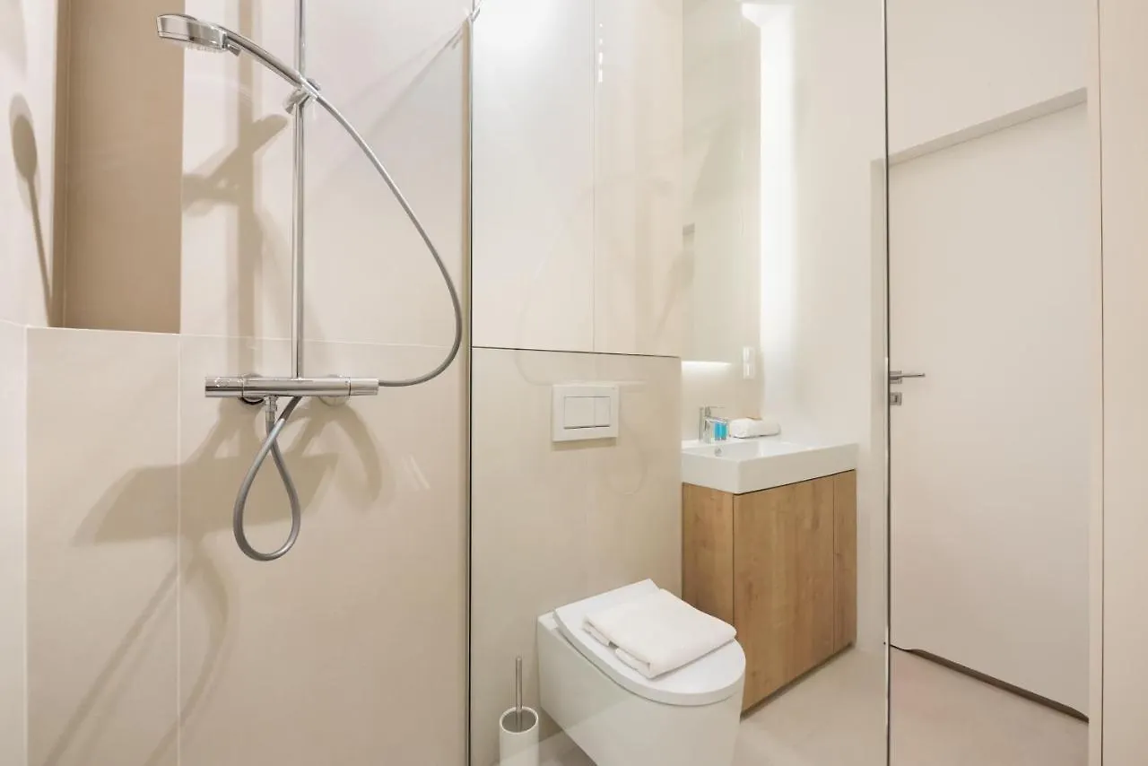 Centrum Nauki Kopernika Luxury Studio Warsaw Apartment